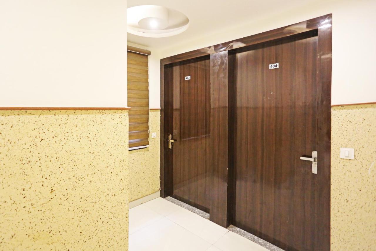 Hotel Iconic Near Delhi Igi International Airport Nova Deli Exterior foto