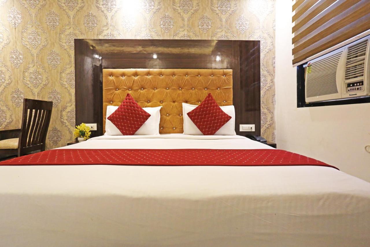 Hotel Iconic Near Delhi Igi International Airport Nova Deli Exterior foto