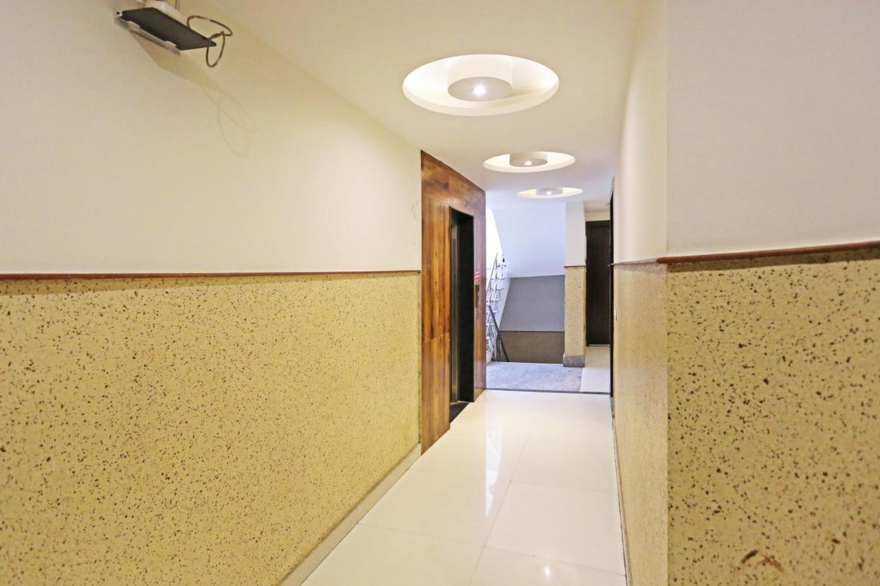 Hotel Iconic Near Delhi Igi International Airport Nova Deli Exterior foto
