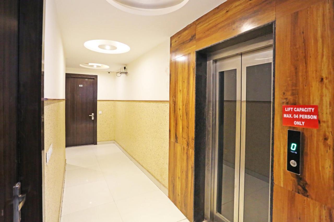 Hotel Iconic Near Delhi Igi International Airport Nova Deli Exterior foto