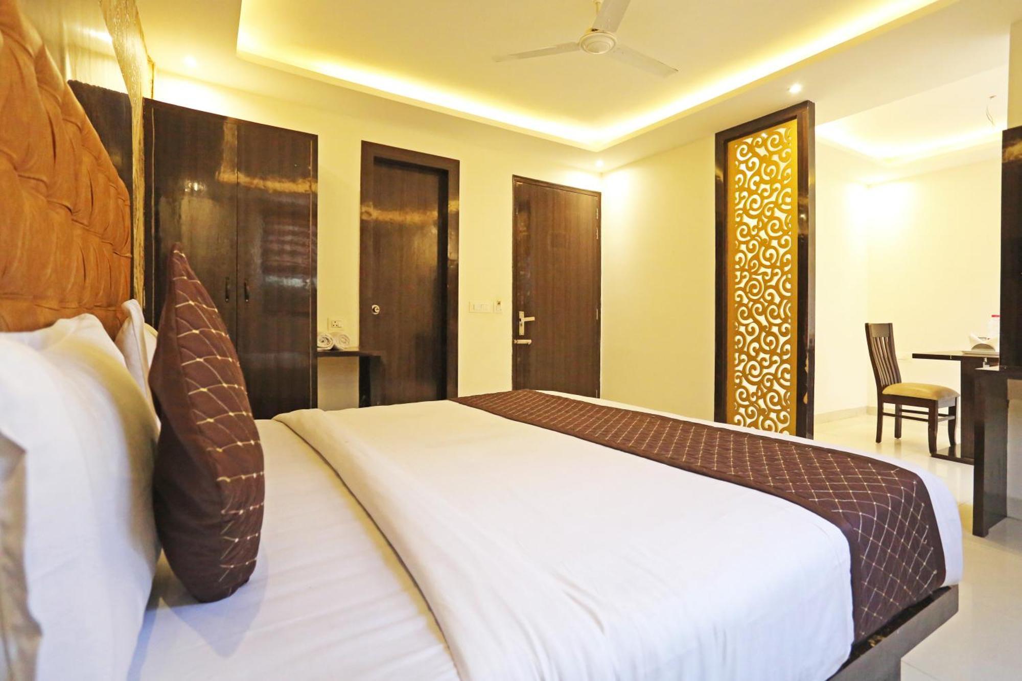 Hotel Iconic Near Delhi Igi International Airport Nova Deli Exterior foto