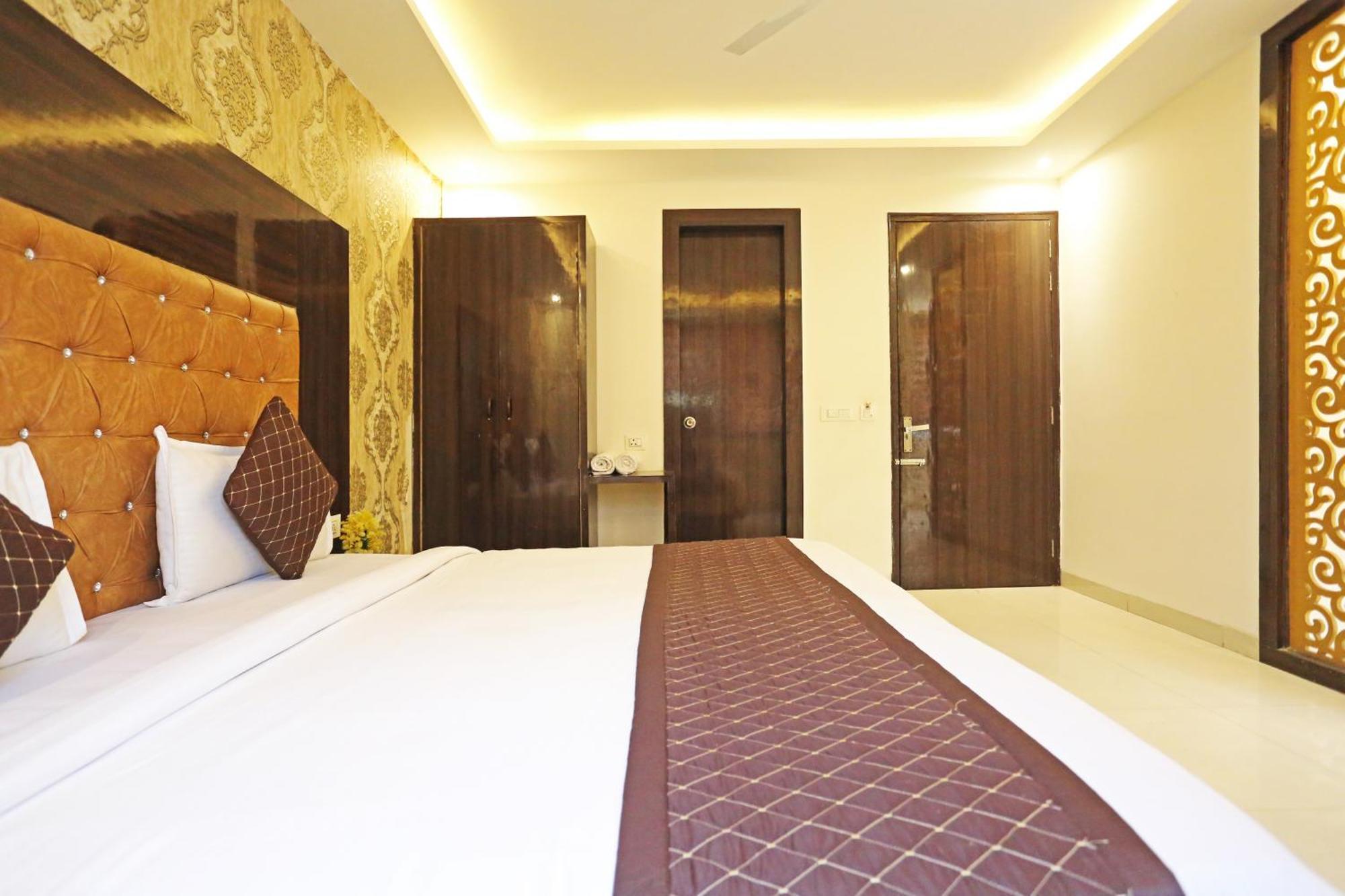 Hotel Iconic Near Delhi Igi International Airport Nova Deli Exterior foto